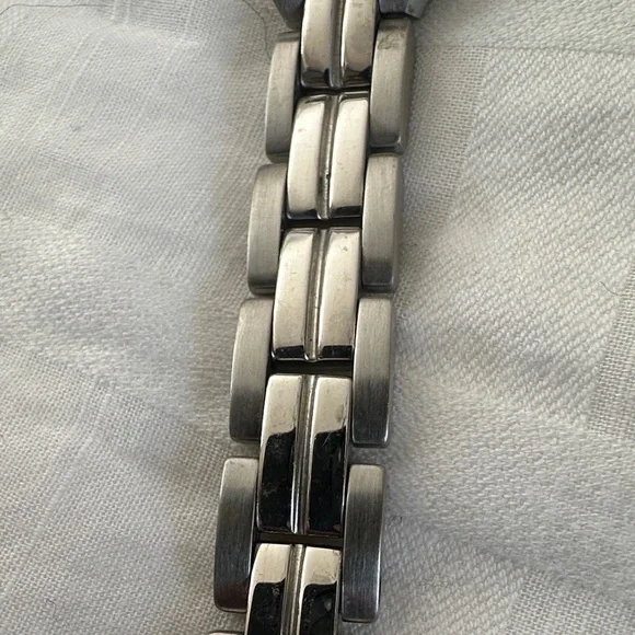 Fossil Silver Watch Green Face with Oregon Ducks logo - Picture 6 of 6